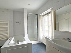 Photo 8- click for photo gallery